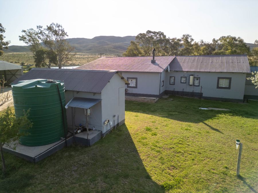 Main homestead with water tank
